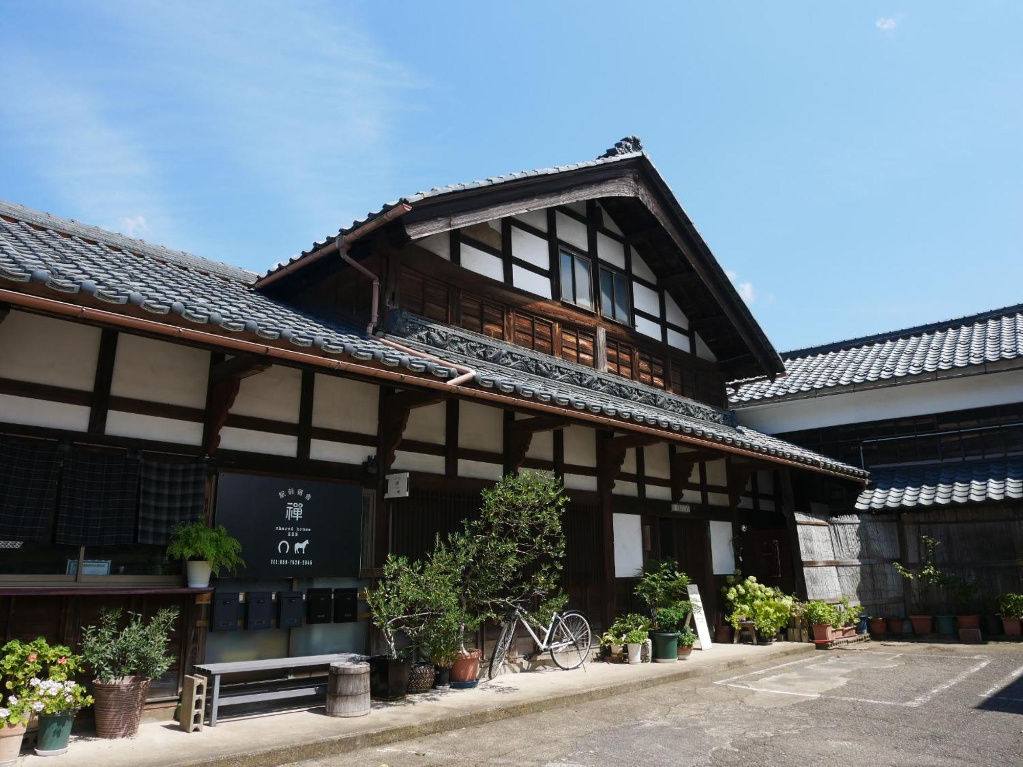 駅前宿舎 禪 Shared House Zen Eiheiji Exterior foto